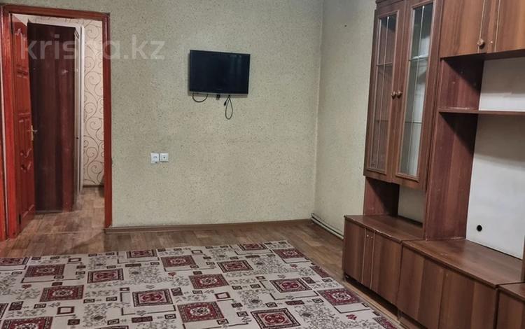 3-комнатная квартира · 65 м² · 3/5 этаж, 8-й микрорайон 14 за 180 000 ₸ в Шымкенте, Туран р-н — фото 2