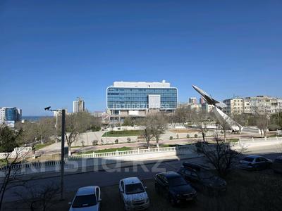 2-комнатная квартира · 52.6 м² · 2/9 этаж, 7-й мкр 23 — Аллея Самолетик за 10 000 ₸ в Актау