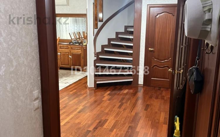 4-комнатная квартира · 145 м² · 5/6 этаж, Молдагулова 3 за 60 млн ₸ в Уральске — фото 2