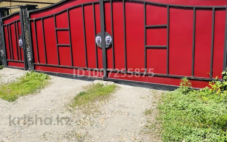 Отдельный дом · 3 комнаты · 60 м² · 10 сот., Железнодорожная 62 за 25 млн 〒 в Усть-Каменогорске, Ульбинский — фото 2