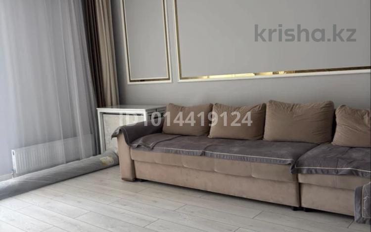 2-комнатная квартира · 65 м² · 18/21 этаж, Ракымжан Кошкарбаев 36 за 350 000 ₸ в Астане, Сарыарка р-н — фото 2