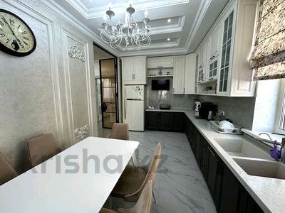 Отдельный дом • 5 комнат • 420 м² • 8 сот., Панфилова за 320 млн 〒 в Астане, Алматы р-н