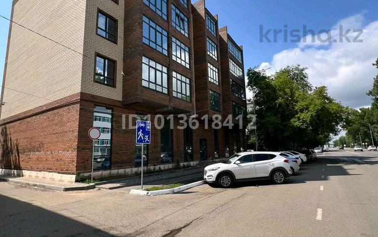 2-комнатная квартира · 93 м² · 3/5 этаж, мкр Кадыра Мырза-Али, Абая за 30 млн ₸ в Уральске — фото 2