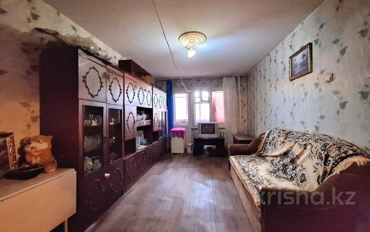 2-бөлмелі пәтер · 44 м² · 4/5 қабат, Майкудук, 15й микрорайон, бағасы: 8.5 млн 〒 в Караганде, Алихана Бокейханова р-н — фото 2