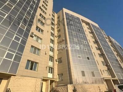 3-комнатная квартира · 104.7 м² · 14/16 этаж, мкр Юго-Восток, Просп. Республики 42 за 52 млн ₸ в Караганде, Казыбек би р-н