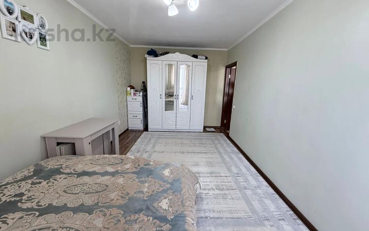 2-комнатная квартира · 50.5 м² · 6/9 этаж, мкр Юго-Восток, Строителей за 18.6 млн ₸ в Караганде, Казыбек би р-н — фото 8