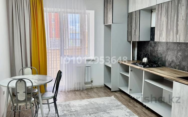 1-бөлмелі пәтер · 45 м² · 3/9 қабат, мкр. Алтын орда, Мкр. Батыс-2 1Г — Школа Bilim, Анаға Тағзым, Дару, бағасы: 150 000 ₸ в Актобе — фото 2