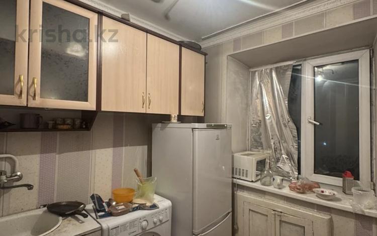 1-комнатная квартира · 32.5 м² · 2/4 этаж, 342-й квартал за 10 млн ₸ в Семее, Красный Кордон — фото 2