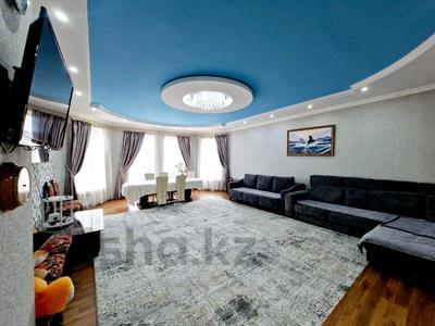 Отдельный дом · 5 комнат · 325.7 м² · 11 сот., 63-й квартал 7 за 91 млн ₸ в Костанае