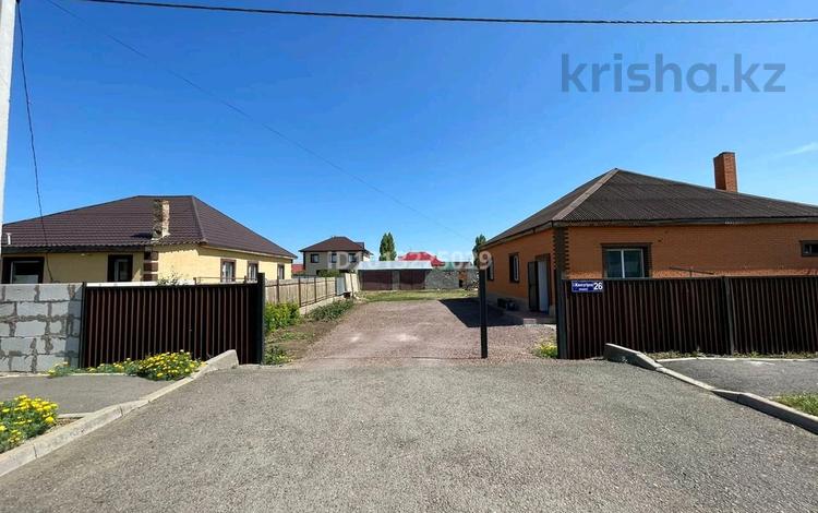 Отдельный дом · 4 комнаты · 157 м², Жансугурова 26 за 30 млн ₸ в Акмоле — фото 2