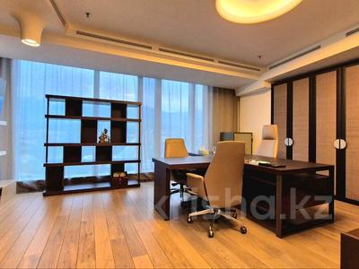 4-комнатная квартира · 270 м² · 31/37 этаж, Аль-Фараби 77/7 за ~ 1.9 млрд 〒 в Алматы, Бостандыкский р-н
