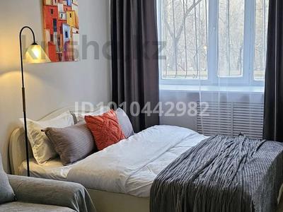 1-бөлмелі пәтер · 29.5 м² · 2/5 қабат, Жаңа қала ш/а., Назарбаева 17 — Галерея, Станиславский, бағасы: 2 000 ₸ в Караганде, Казыбек би р-н
