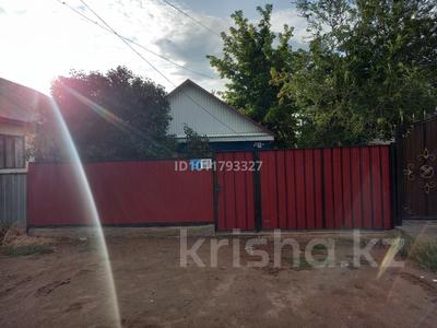 Жеке үй · 4 бөлме · 100 м² · 3 сот., Панфилов 62 — Жиенбаев, бағасы: 10 млн ₸ в Актобе, мкр Гормолзавод