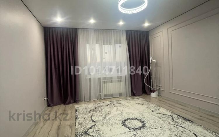 1-комнатная квартира · 43 м² · 10/10 этаж, мкр. Алтын орда 9б за 18 млн ₸ в Актобе — фото 2