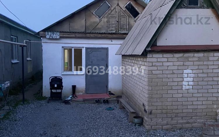 Дача · 2 комнаты · 60 м² · 4 сот., мкр Жилгородок, Азф-4 7 — Чернышевского 44 за ~ 7 млн 〒 в Актобе — фото 2