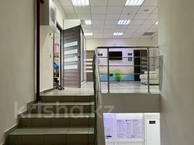 Офисы, салоны красоты, образование, развлечения · 374 м² за 250 млн 〒 в Астане, Есильский р-н