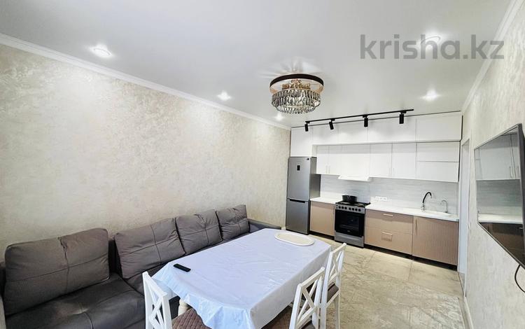 3-комнатная квартира · 60 м², Кабанбай батыра 59 за 35.7 млн ₸ в Астане, Нура р-н — фото 2