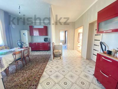 Отдельный дом · 3 комнаты · 97 м² · 10 сот., мкр Кунгей , улица 35-ая. 72/1 за ~ 32.3 млн 〒 в Караганде, Казыбек би р-н