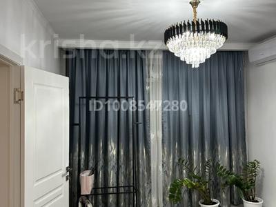 3 комнаты · 70 м² · 8/12 этаж, Кошкарбаева за 60 000 ₸ в 