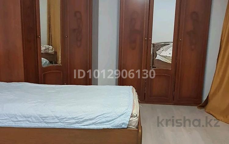 3-комнатная квартира · 110 м² · 11/12 этаж, Рыскулбекова за 420 000 ₸ в Алматы, Бостандыкский р-н — фото 2