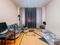 2-бөлмелі пәтер · 54.2 м² · 3/5 қабат, Водник-3 — Азербаева, бағасы: 19 млн ₸ в Боралдае (Бурундай), мкр Водник-3