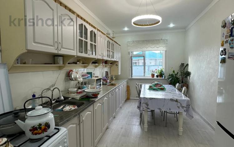 Жеке үй · 3 бөлме · 120 м² · 13 жүзд., Кумбезди, бағасы: 23 млн ₸ в Актобе, жилой массив Жанаконыс — фото 4