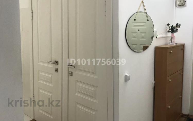 3-комнатная квартира · 60 м² · 3/5 этаж, Мкр. Привокзальный-5 23 за 18 млн ₸ в Атырау, мкр Авангард-2 — фото 3
