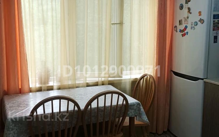 3-бөлмелі пәтер · 70 м² · 2/5 қабат, Виноградова 8 — Ивушка, бағасы: 30 млн ₸ в Усть-Каменогорске, Ульбинский — фото 22