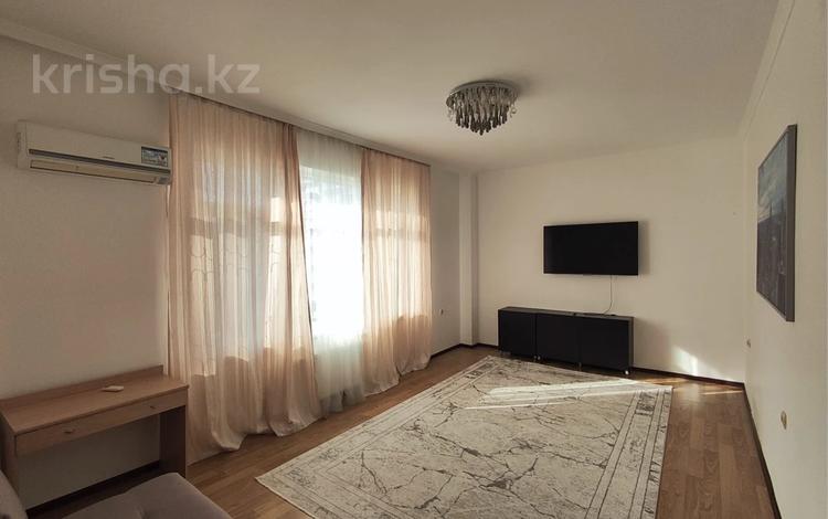 2-комнатная квартира · 80 м² · 6 этаж, 10-й мкр 10 за 250 000 ₸ в Актау — фото 2
