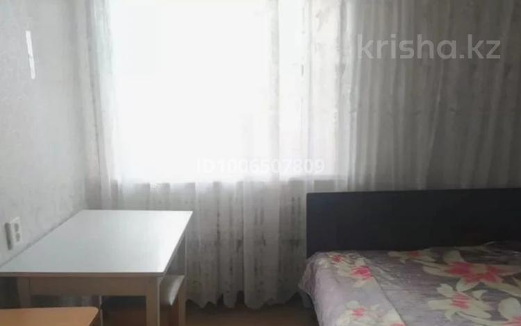 1 бөлме · 14 м², бульвар Гагарина 36, бағасы: 135 000 ₸ в Усть-Каменогорске — фото 2