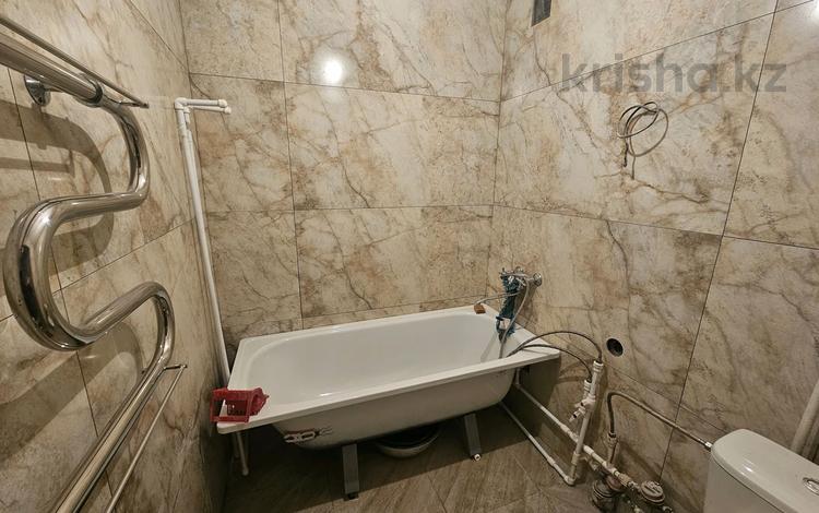 2-комнатная квартира · 40 м² · 4/4 этаж, мкр Новый Город, Ермекова 45 за 12 млн ₸ в Караганде, Казыбек би р-н — фото 2