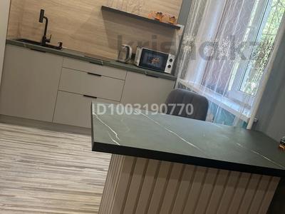 1-бөлмелі пәтер · 30 м² · 1/5 қабат, Ломоносова 19, бағасы: 10 000 〒 в Экибастузе