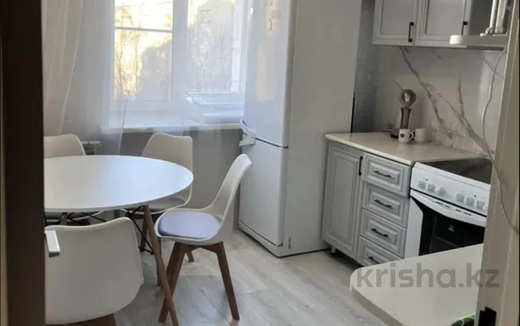 2-комнатная квартира · 60 м² · 4/9 этаж, Славского 44 за 350 000 ₸ в Усть-Каменогорске — фото 8