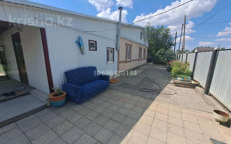 Отдельный дом · 4 комнаты · 100 м² · 9 сот., Гагарина 72 за 26 млн ₸ в Хромтау — фото 2