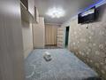 2-комнатная квартира · 45 м² · 2/5 этаж, Майкудук, Майкудук, 12й микрорайон 38 — Восток торгового дома за 12 000 ₸ в Караганде, Алихана Бокейханова р-н