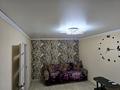 2-комнатная квартира · 45 м² · 2/5 этаж, Майкудук, Майкудук, 12й микрорайон 38 — Восток торгового дома за 12 000 ₸ в Караганде, Алихана Бокейханова р-н — фото 5