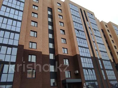 2-комнатная квартира, 58 м², 3/10 этаж, Жамбыла Жабаева 106 за 24.5 млн 〒 в Петропавловске