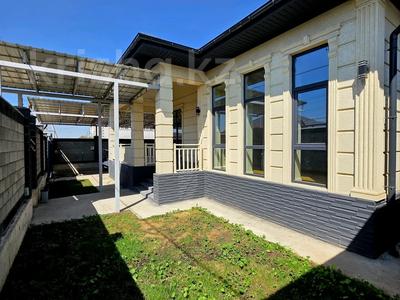 Отдельный дом · 4 комнаты · 190 м² · 5 сот., Хамраева за 95 млн ₸ в 