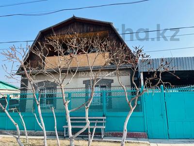 Отдельный дом · 7 комнат · 250 м² · 6.5 сот., Казакова 117 за 38 млн ₸ в Таразе