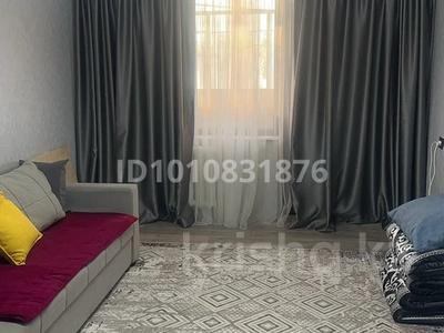 2-бөлмелі пәтер · 44 м² · 1/5 қабат, Майкудук, 18й микрорайон 22, бағасы: 12.5 млн ₸ в Караганде, Алихана Бокейханова р-н