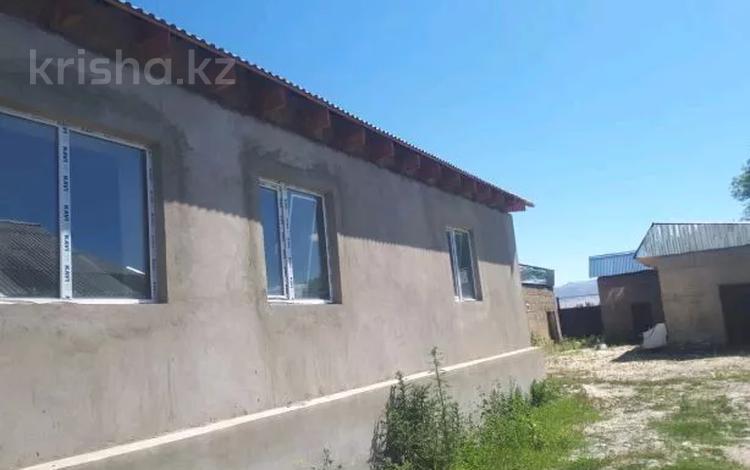 Отдельный дом · 6 комнат · 180 м² · 15 сот., 2 Абая 11а — Абая за 20 млн 〒 в Таразе — фото 7