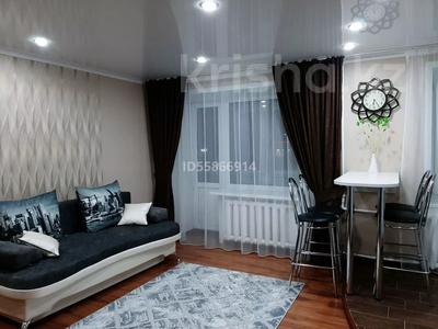 1-комнатная квартира, 30 м², 2/5 этаж по часам, Шакарима 35 — Дулатова за 1 000 〒 в Семее