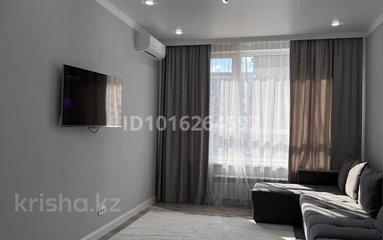2 комнаты · 65 м² · 4/9 этаж, Нажимеденова 31 за 80 000 ₸ в Астане, Сарайшык р-н — фото 2