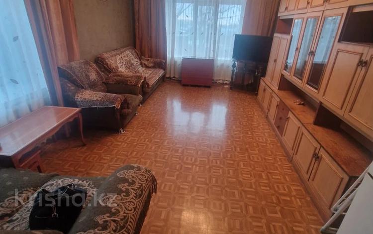 3-комнатная квартира · 60 м² · 2/2 этаж, 15 линия за 14 млн ₸ в Семее — фото 2