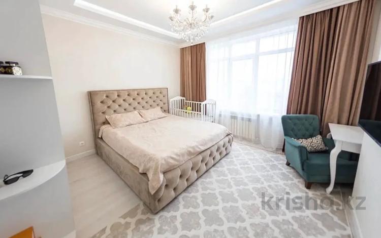 3-комнатная квартира, 76.4 м², 7/7 этаж, Туркестан 34