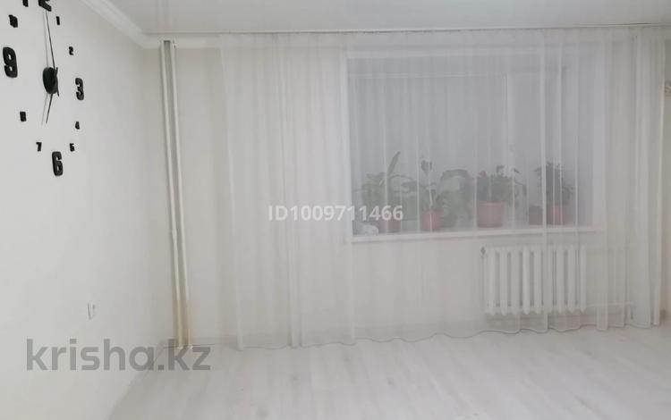 1-комнатная квартира · 45.1 м² · 1/5 этаж, Кизатова за 20.3 млн ₸ в Петропавловске — фото 9