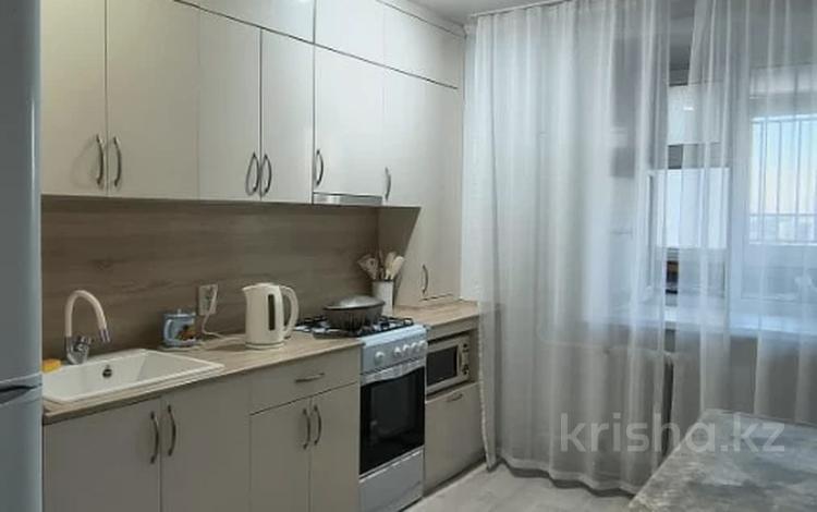 1-комнатная квартира · 37 м² · 6/9 этаж, Жалела Кизатова за 18.8 млн ₸ в Петропавловске — фото 2
