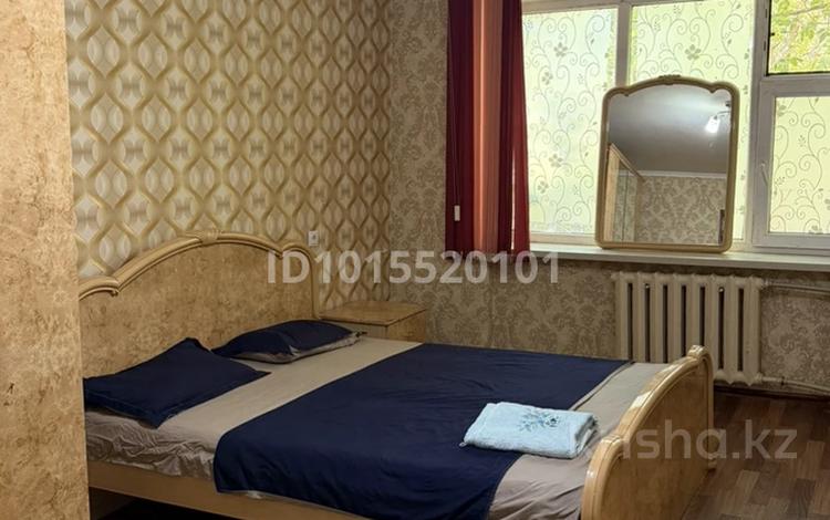 3-комнатная квартира · 70 м² · 1/5 этаж, Айтбаева 33 — Жд поликлиника, жд вокзал за 160 000 ₸ в  — фото 2