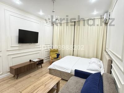 3-комнатная квартира · 110 м² · 5/8 этаж, Достык 13/2 за 40 000 ₸ в Астане, Есильский р-н
