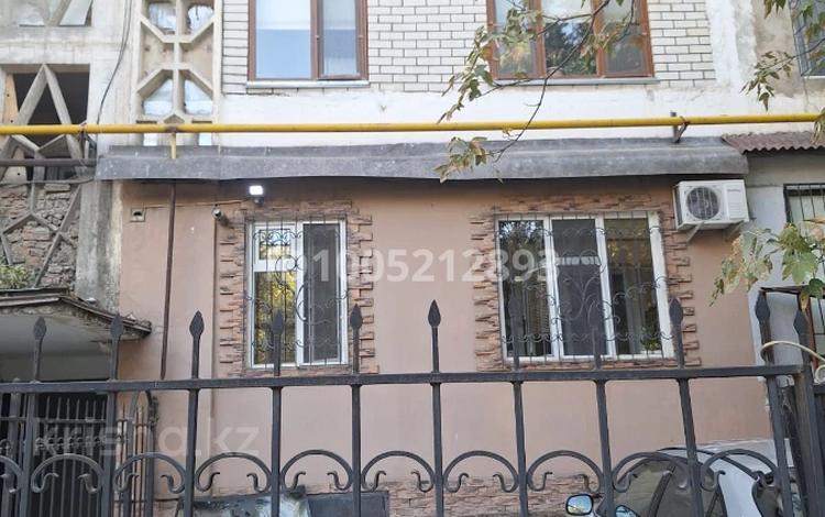 3-бөлмелі пәтер · 68 м² · 2/5 қабат, мкр Север 10 — Торговый дом Север, бағасы: 35.5 млн ₸ в Шымкенте, Аль-Фарабийский р-н — фото 2